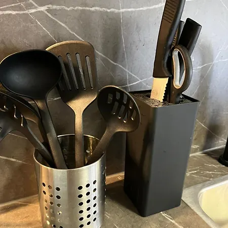 Luxury Sedda Bed, Nespresso, Netflix 린츠