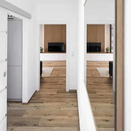 Luxury Sedda Bed, Nespresso, Netflix *