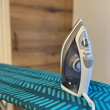 Luxury Sedda Bed, Nespresso, Netflix *